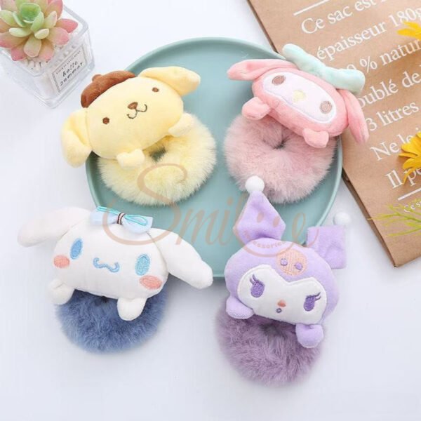 IWS IKAT RAMBUT KARAKTER SANRIO BONEKA PLUSH DOLL ANAK/SKRUNCHIE RAMBUT BONEKA SANRIO